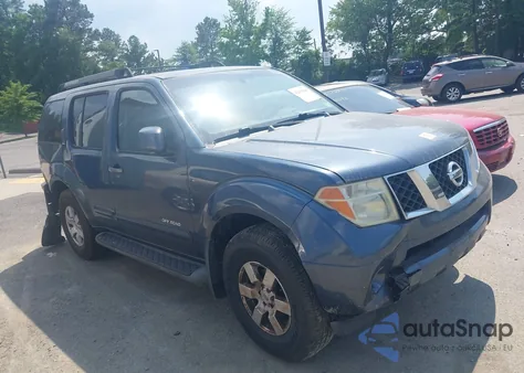 2005 Nissan Pathfinder Se Off-Road z USA, uszkodzony, nr VIN 5N1AR18W15C717629